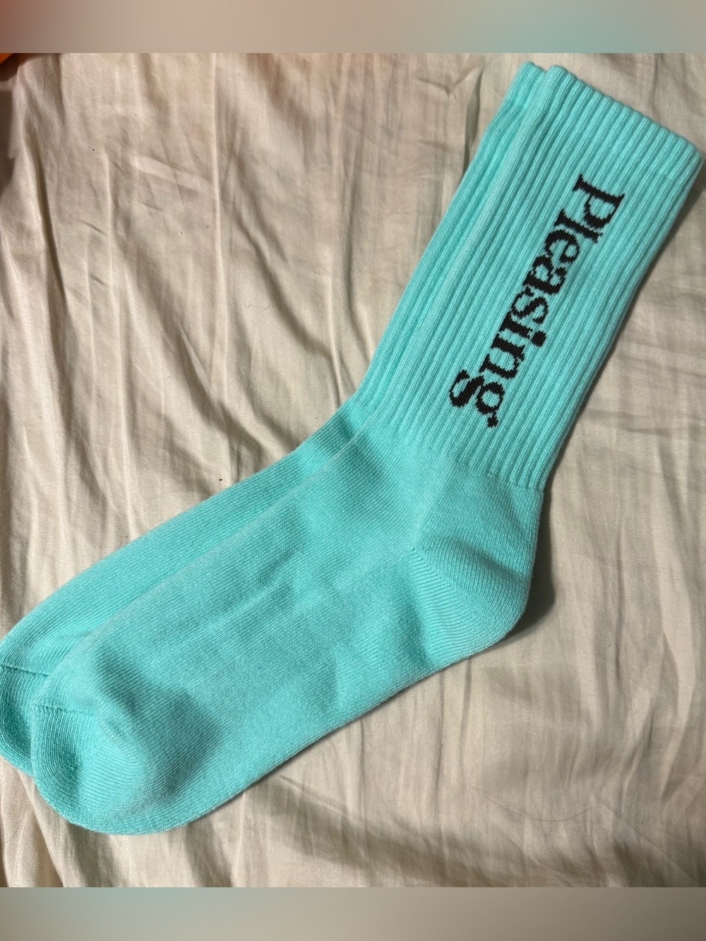 pleasing slouchy socks in mint